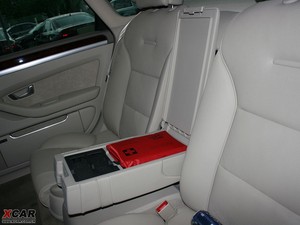 20094.2FSI quattro F g