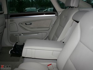 20094.2FSI quattro F g