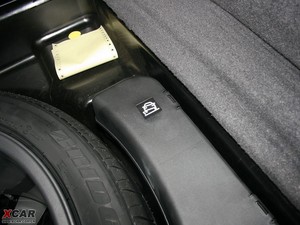 20094.2FSI quattro F g