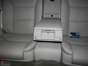 20094.2FSI quattro F g