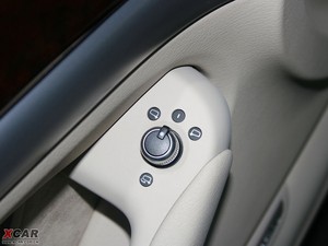 20094.2FSI quattro F п؅^