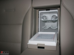 20094.2FSI quattro F g