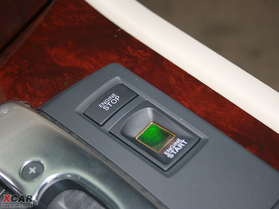 2009WA8 4.2FSI quattro F