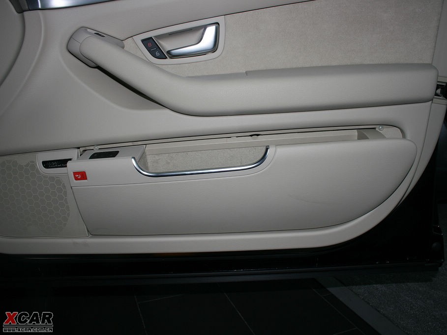 2009WA8 4.2FSI quattro F