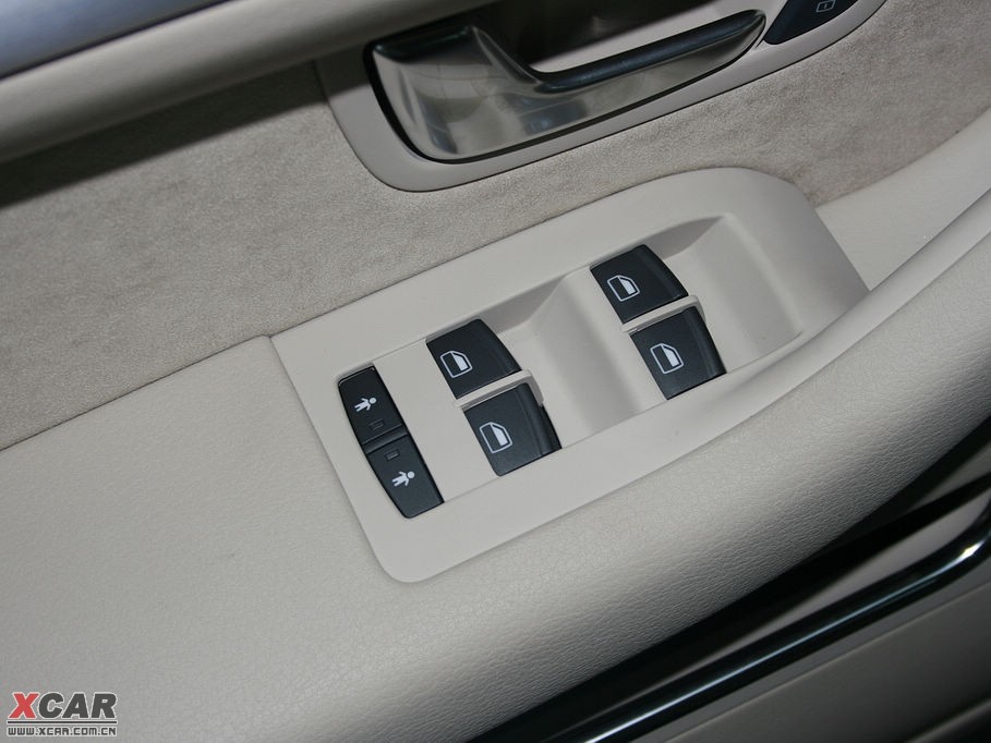 2009��W��A8 4.2FSI quattro ���F��