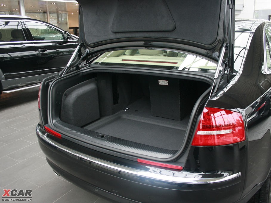 2009WA8 4.2FSI quattro F