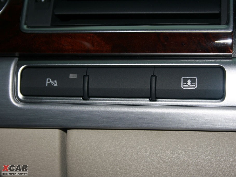 2009WA8 4.2FSI quattro F