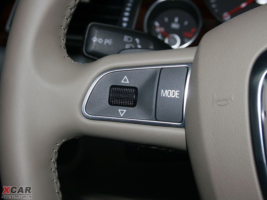 2009��W��A8 4.2FSI quattro ���F��