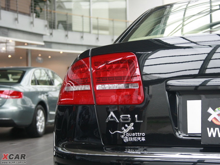 2009WA8 4.2FSI quattro F