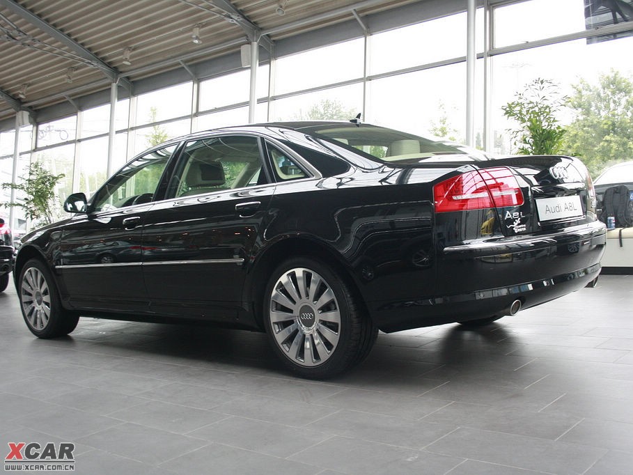 2009WA8 4.2FSI quattro F