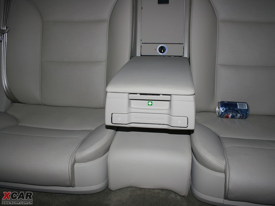 2009WA8 4.2FSI quattro F