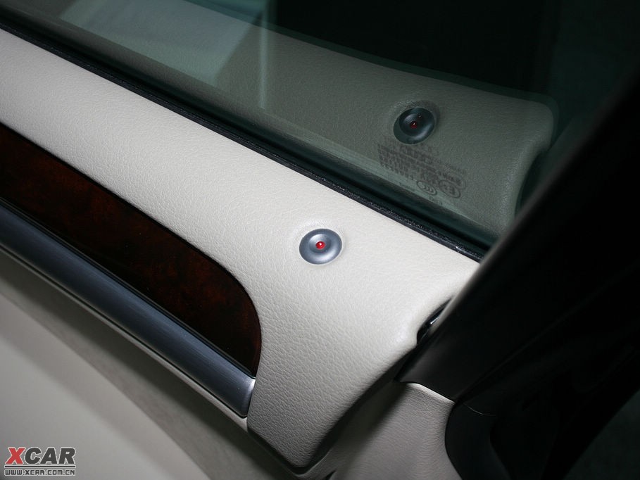 2009WA8 4.2FSI quattro F