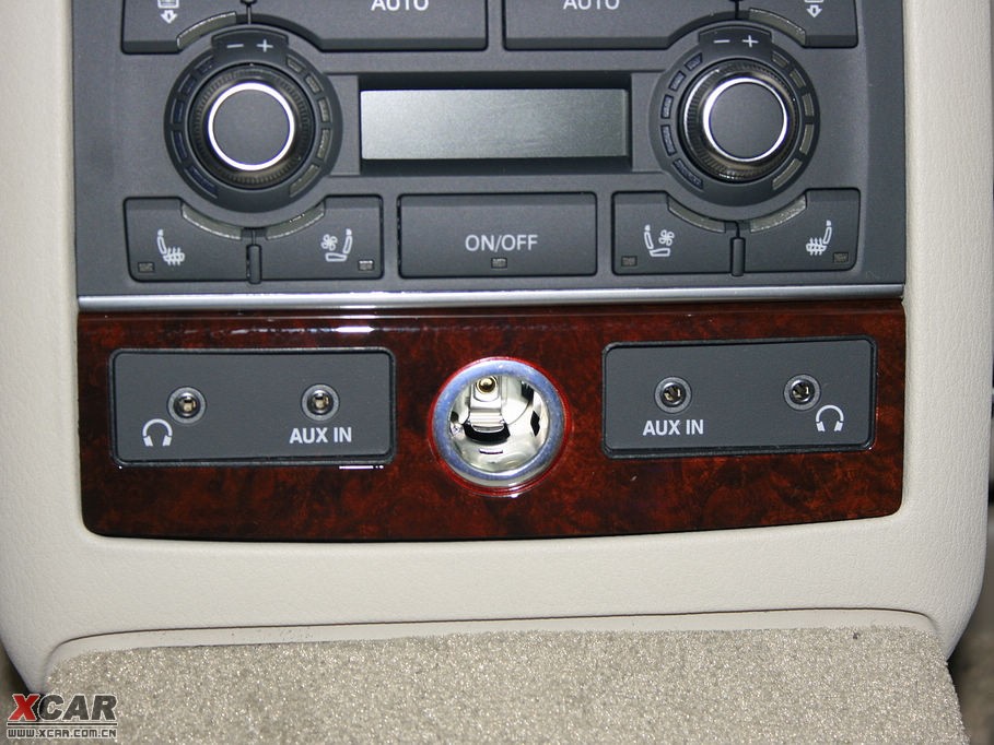 2009WA8 4.2FSI quattro F