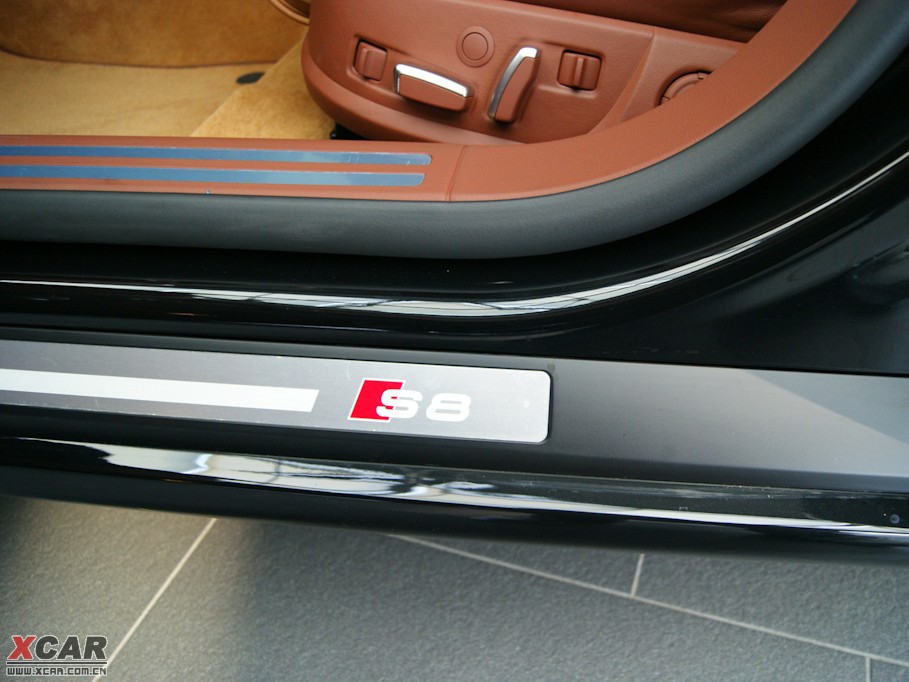 2009WS8 5.2 FSI quattro