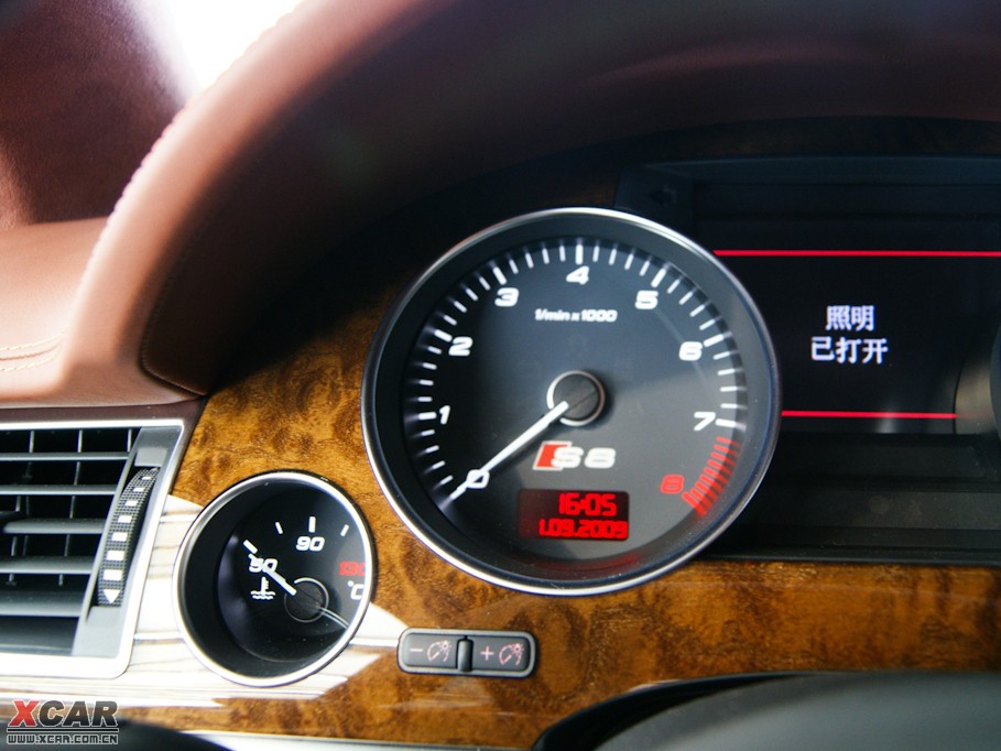 2009WS8 5.2 FSI quattro