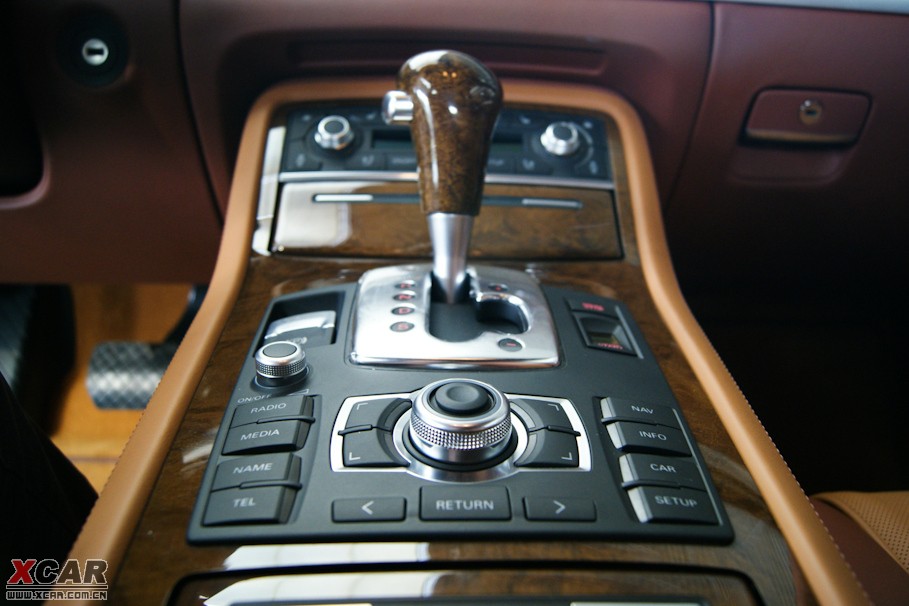 2009WS8 5.2 FSI quattro