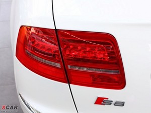 20095.2 FSI quattro ^