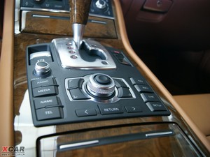 20095.2 FSI quattro п؅^