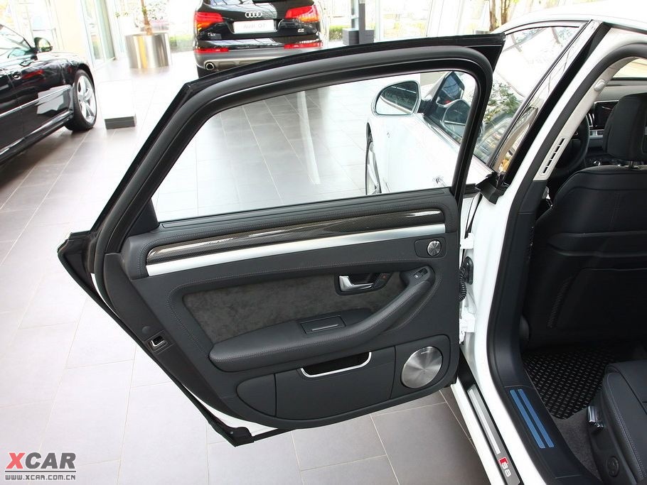 2009WS8 5.2 FSI quattro