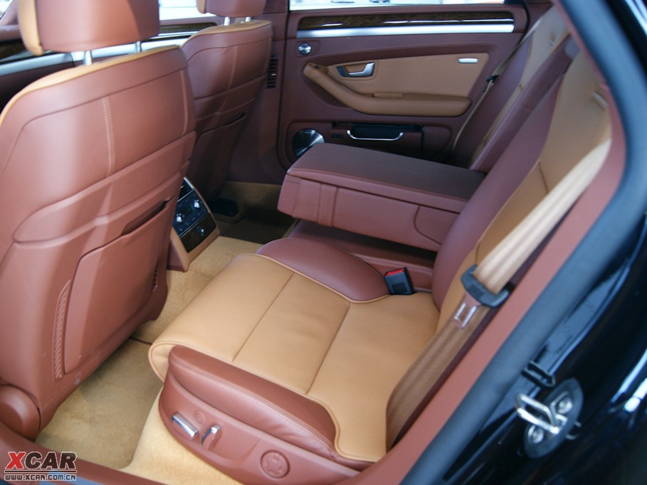 2009WS8 5.2 FSI quattro