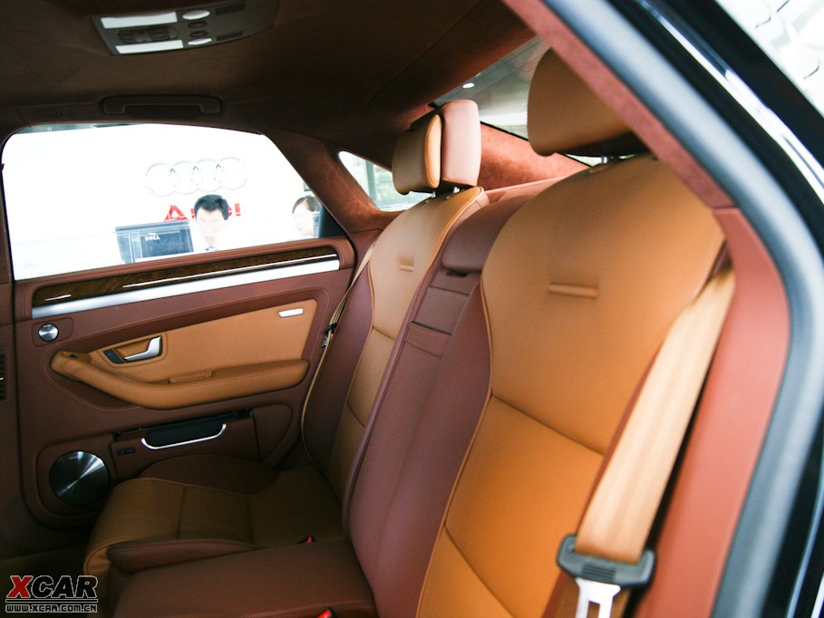 2009WS8 5.2 FSI quattro