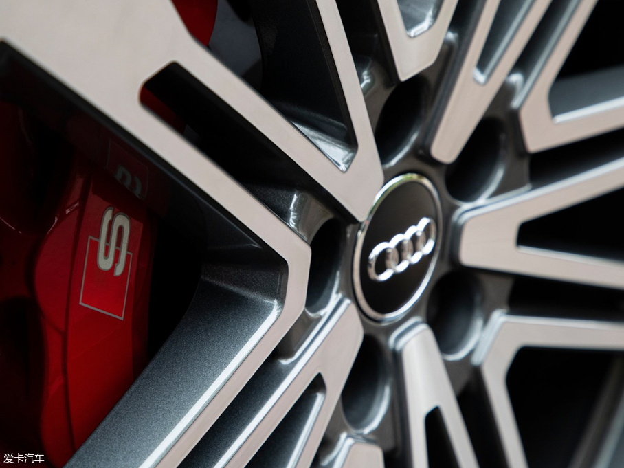 2019��W��SQ5 3.0 TDI