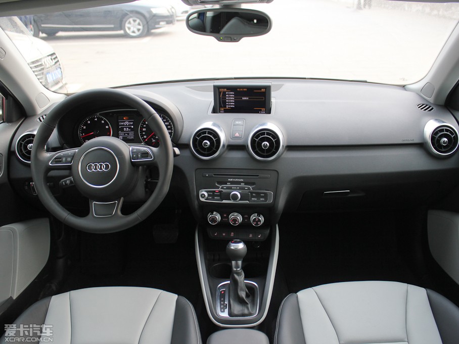 2012��W��A1 1.4TFSI Ego plus