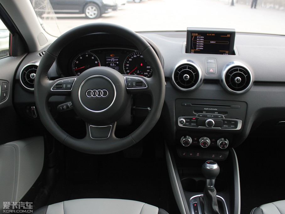 2012��W��A1 1.4TFSI Ego plus