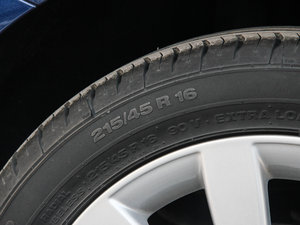 2012款1.4TFSI Ego 轮胎尺寸