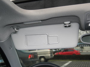 2012款1.4TFSI Ego 遮阳板（左）