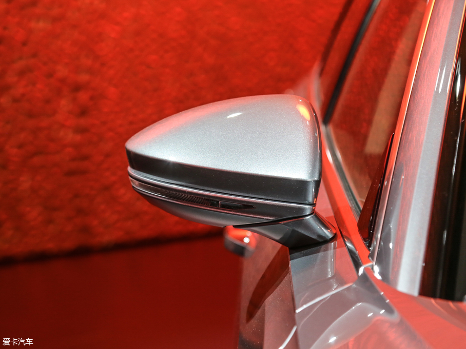 2019WA8 55TFSI quattro F