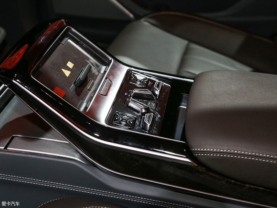 2019?yun)WA8 55TFSI quattro F