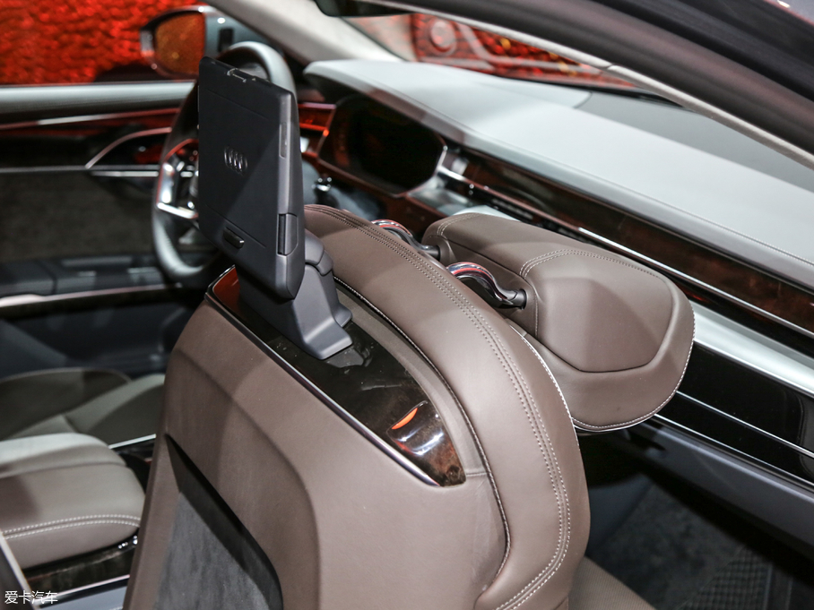 2019WA8 55TFSI quattro F