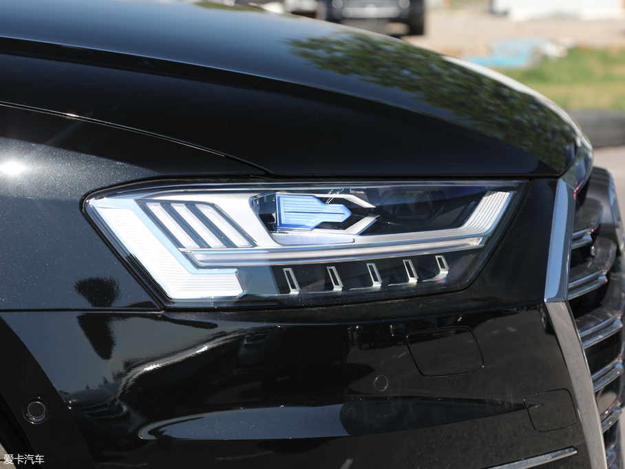 2019WA8 55TFSI quattro F