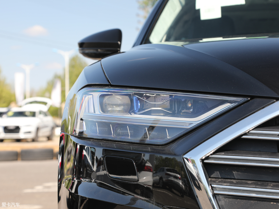 2019WA8 55TFSI quattro F