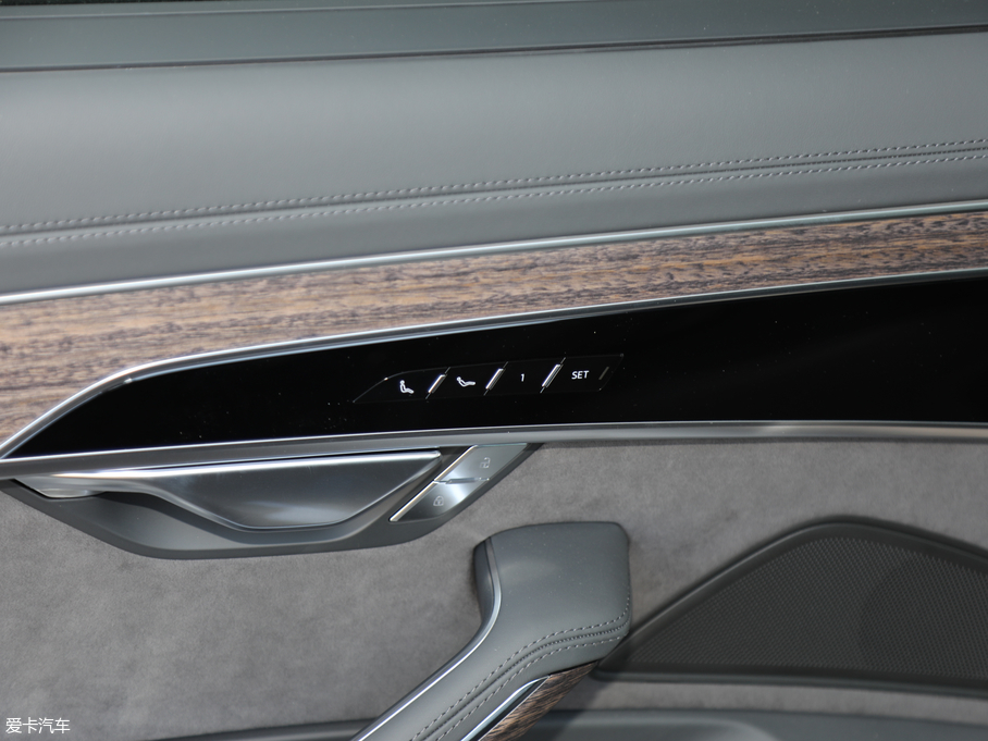 2019WA8 55TFSI quattro F