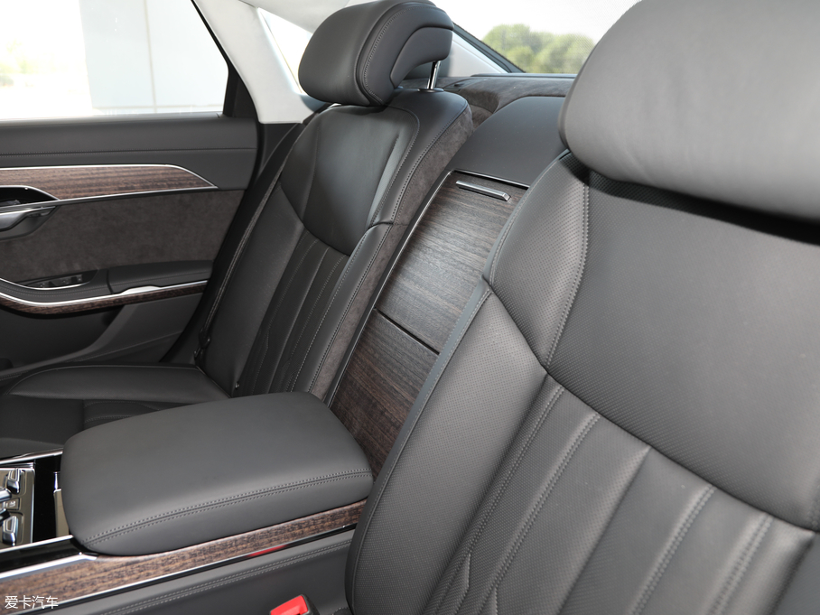 2019WA8 55TFSI quattro F