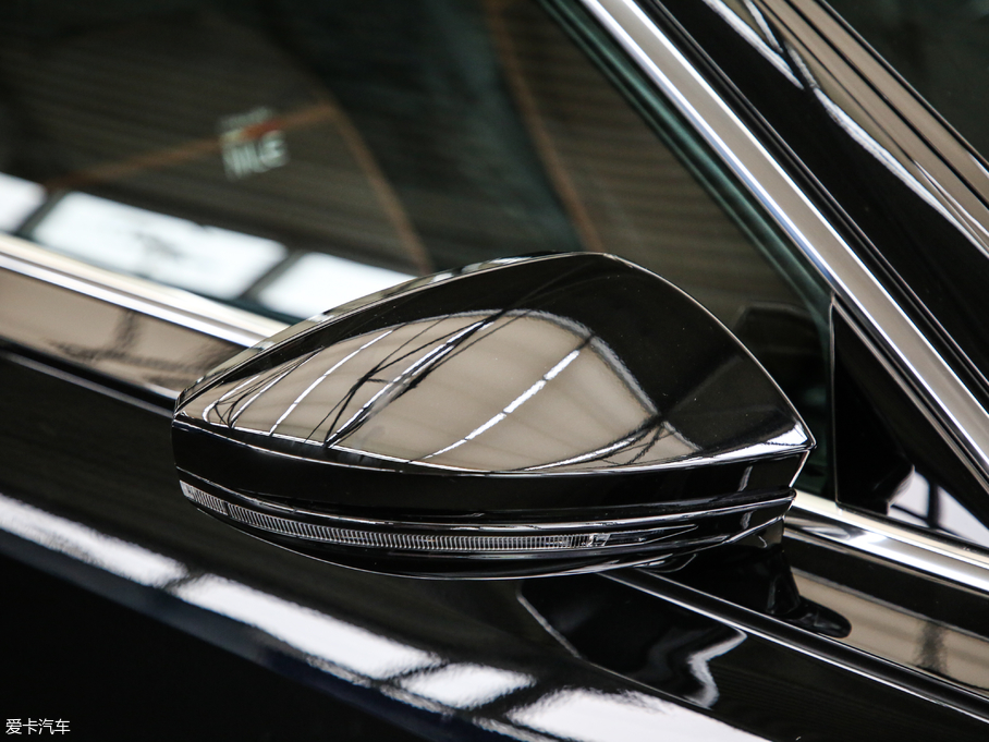 2019��W��A8 50TFSI quattro ���m��