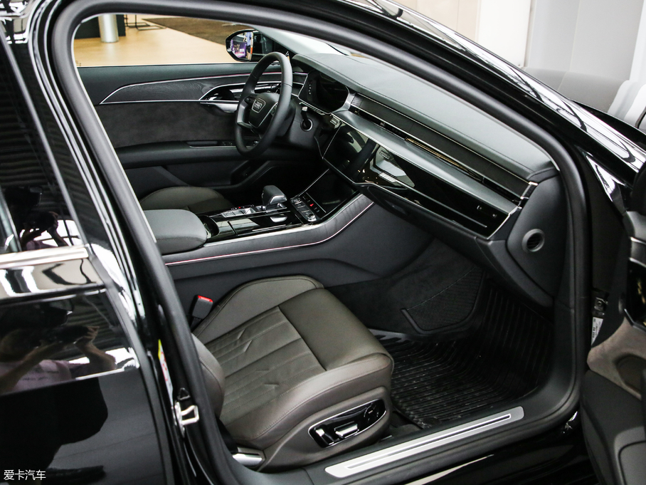 2019WA8 50TFSI quattro m