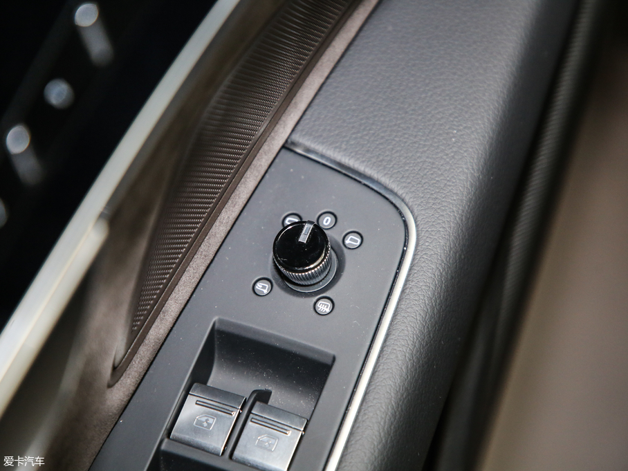 2019?yun)WA8 50TFSI quattro m