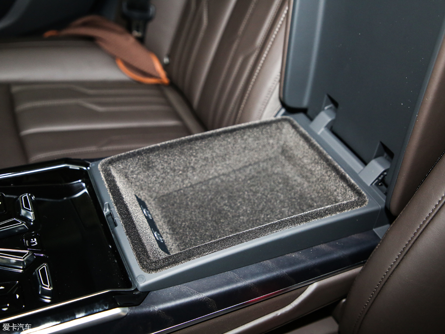 2019��W��A8 50TFSI quattro ���m��