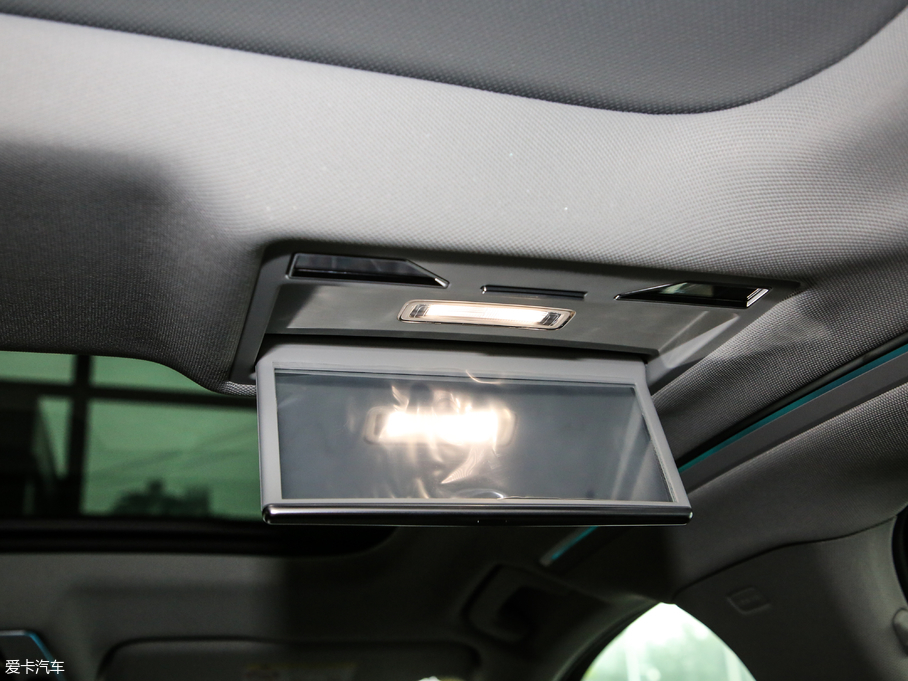 2019��W��A8 50TFSI quattro ���m��