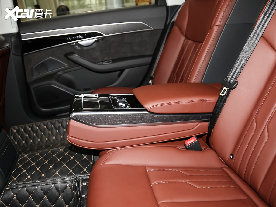 2019WA8 Plus 50TFSI quattro m