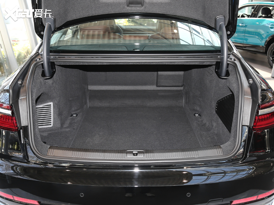 2019WA8 Plus 50TFSI quattro A