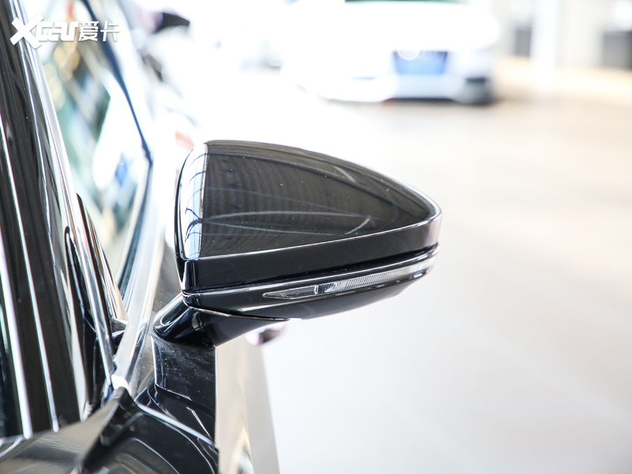 2019WA8 Plus 55TFSI quattro A