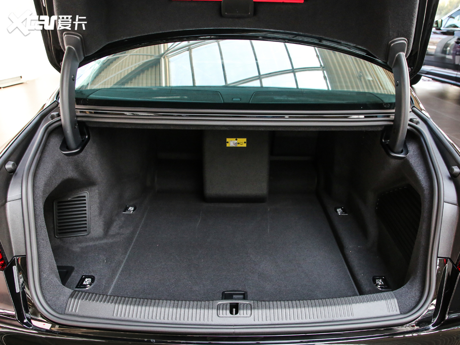 2019WA8 Plus 55TFSI quattro A