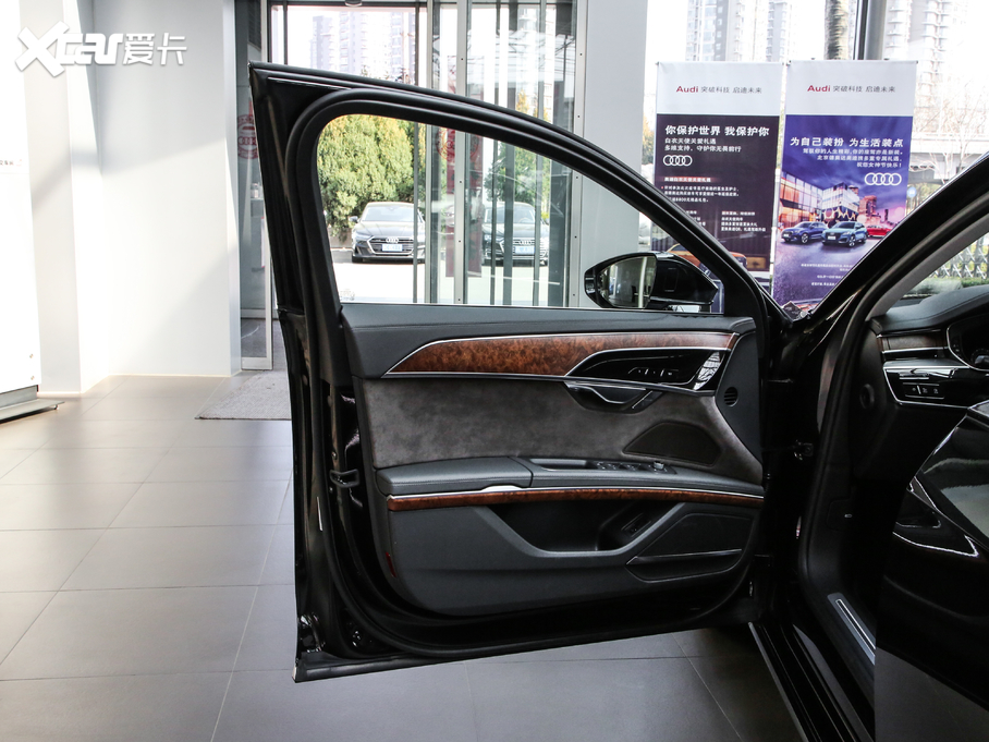 2019WA8 Plus 55TFSI quattro A