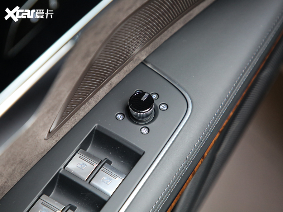 2019WA8 Plus 55TFSI quattro A