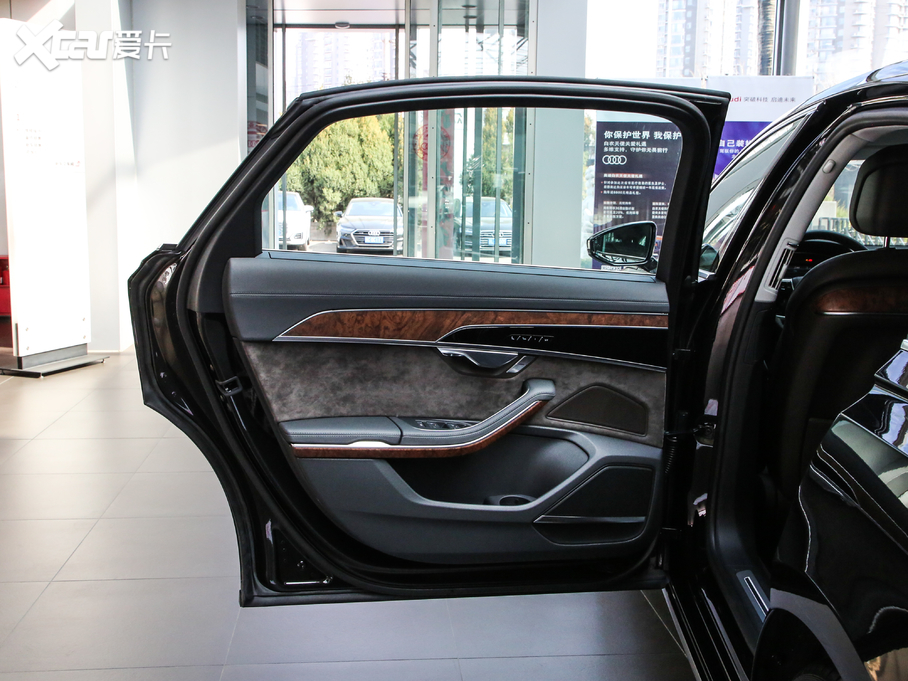 2019WA8 Plus 55TFSI quattro A