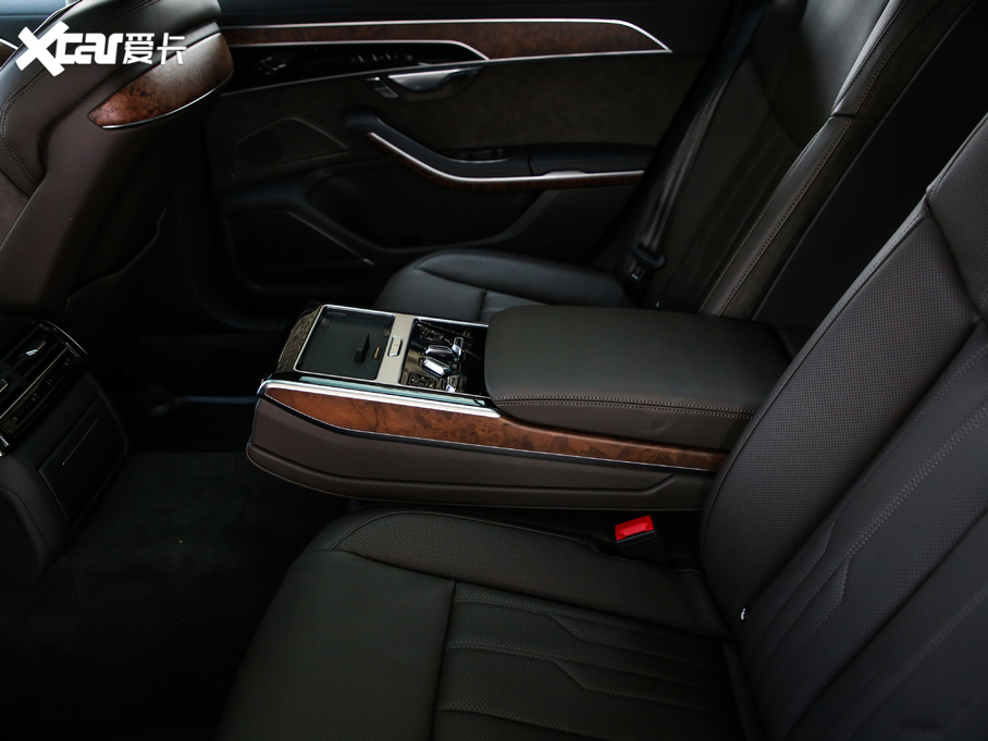 2019WA8 Plus 55TFSI quattro A